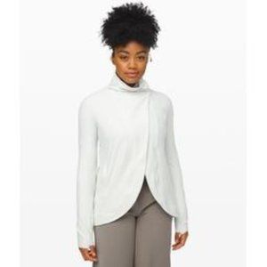 Size 2 - Lululemon Rulu Rally Wrap